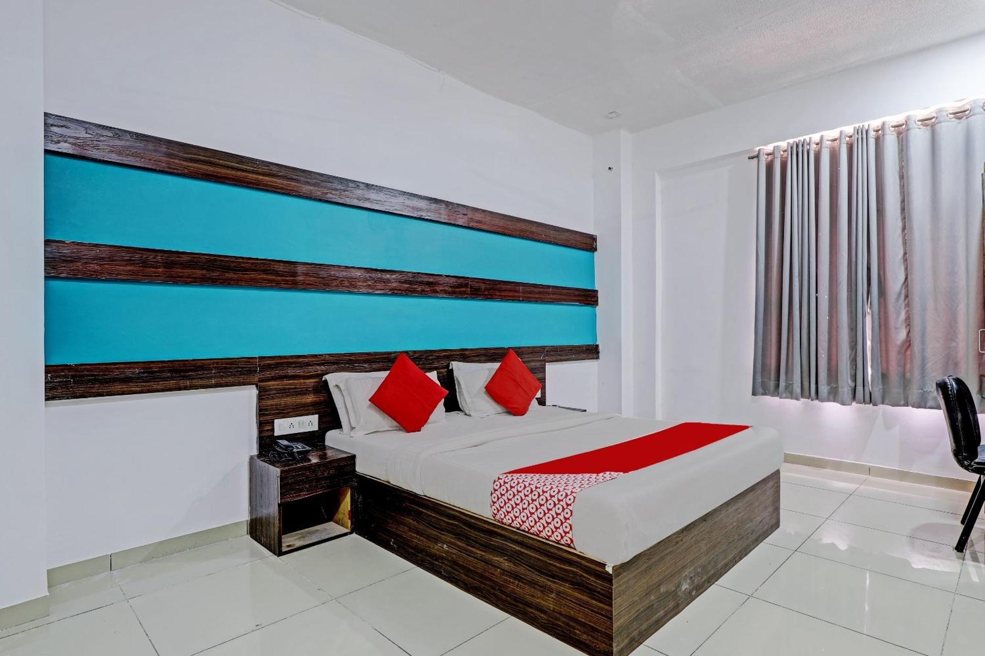 Oyo 11649 Hotel Mahima Gandhinagar Dış mekan fotoğraf