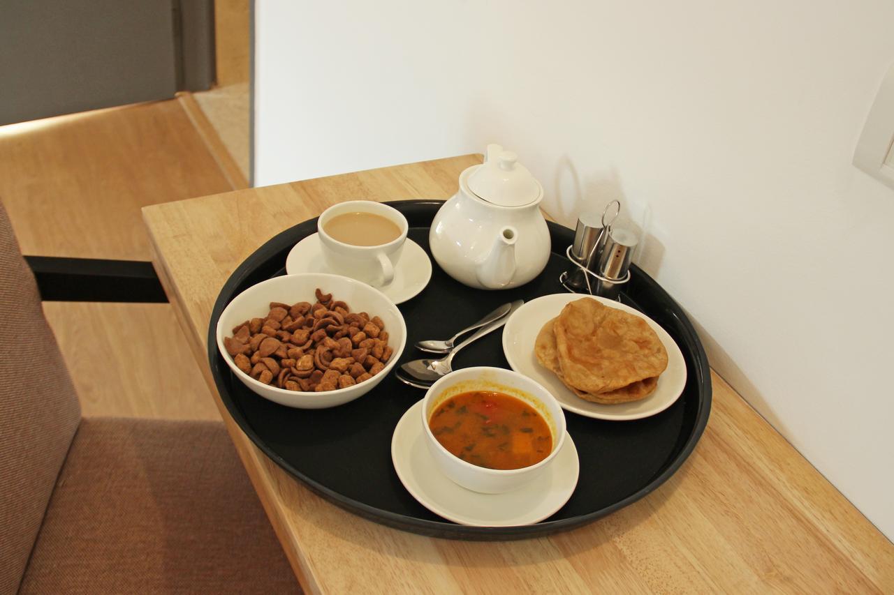 Oyo 11649 Hotel Mahima Gandhinagar Dış mekan fotoğraf