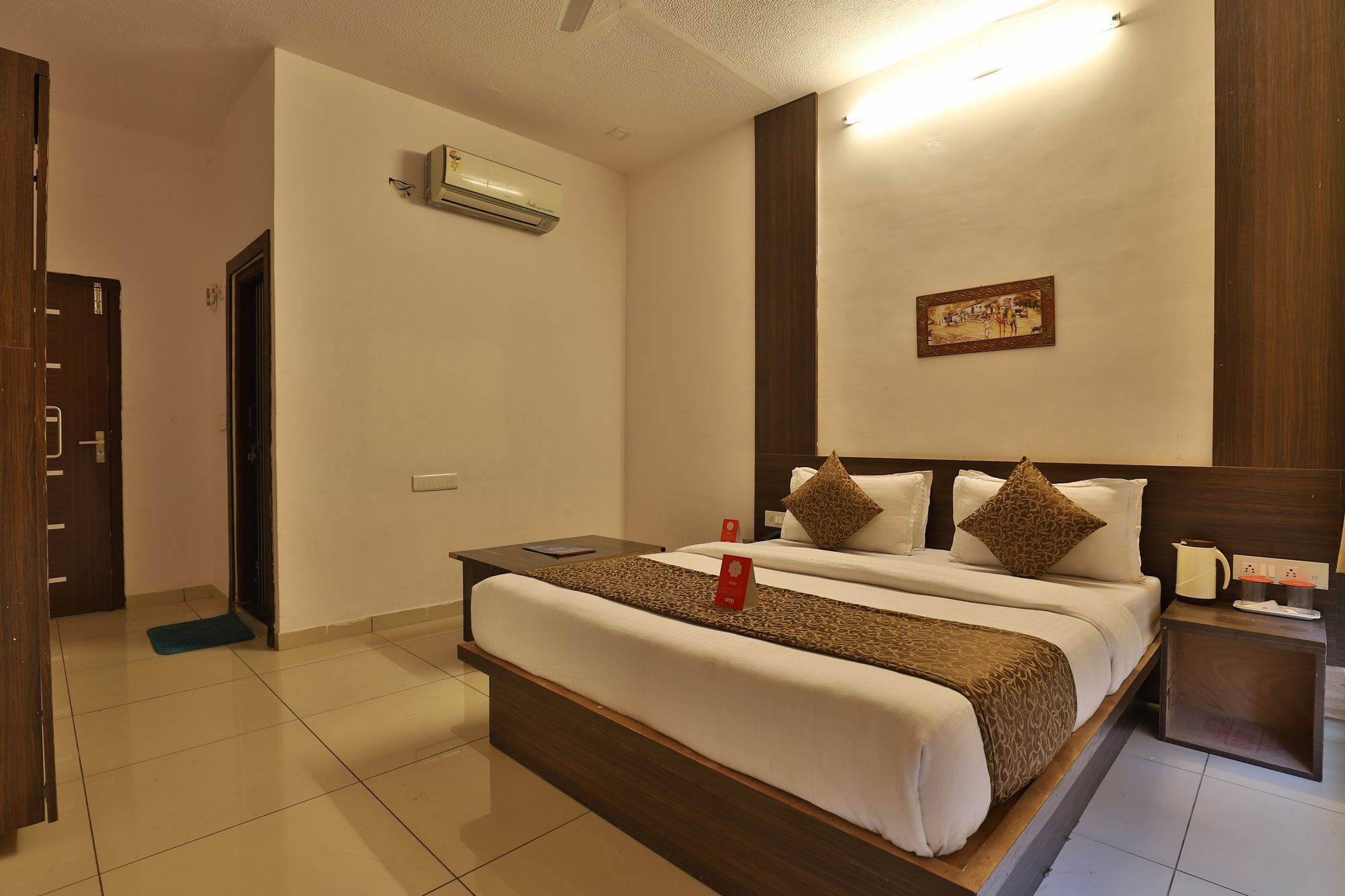 Oyo 11649 Hotel Mahima Gandhinagar Dış mekan fotoğraf
